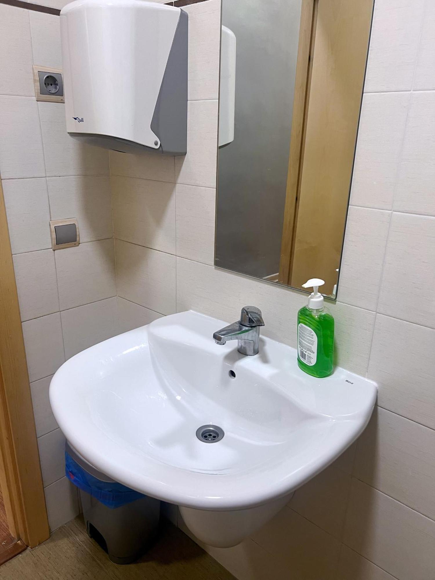 Hostel Acacias مدريد المظهر الخارجي الصورة
